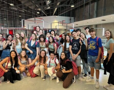 Jóvenes en su viaje a Canadá