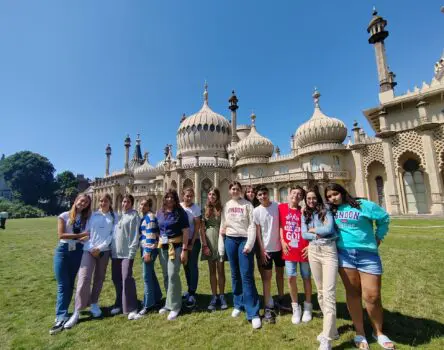 Estudiantes en un ministay en Brighton de LK