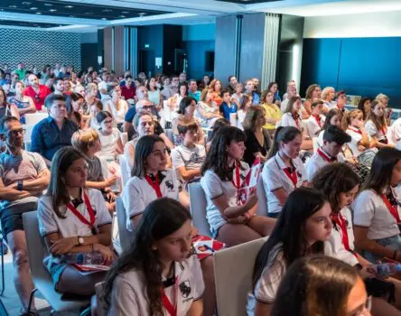 Preparación a estudiantes para sus viajes de Año Académico