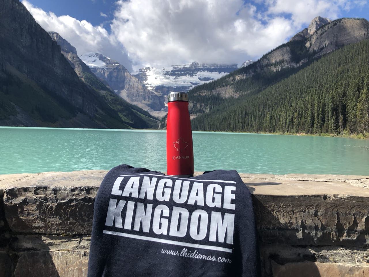 Paisaje canadiense con sudadera Language Kingdom