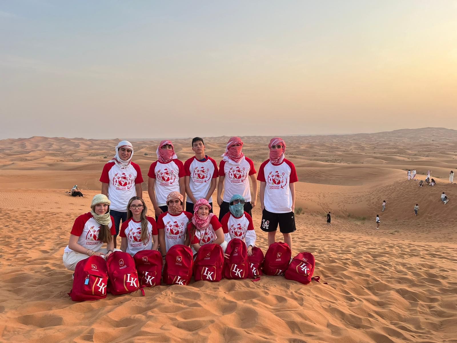 Estudiantes en su viaje grupal de verano en Dubai